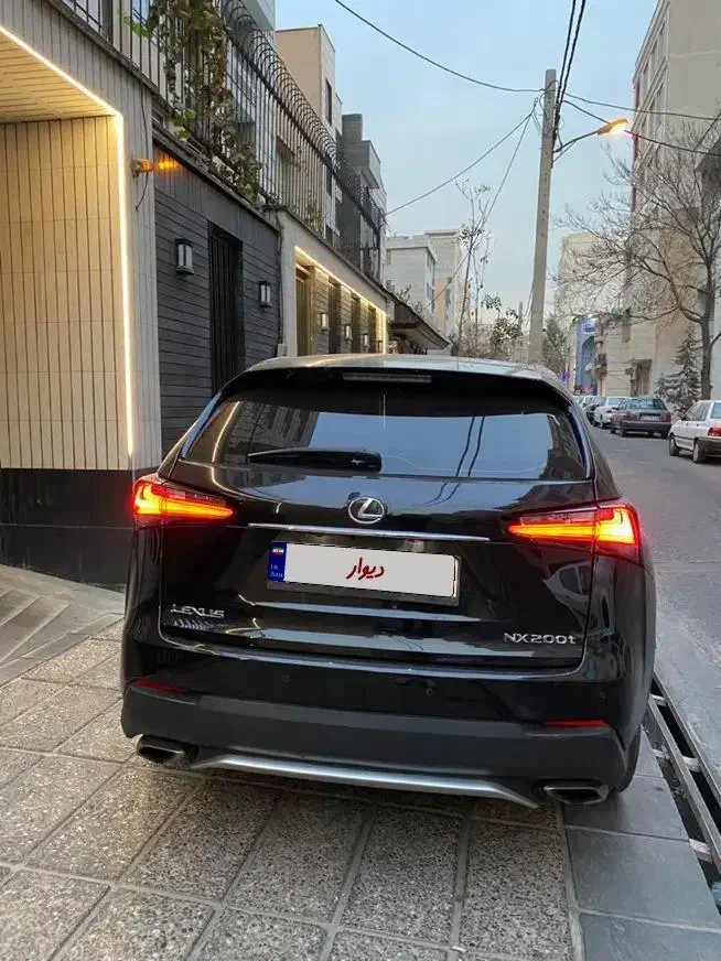 خودرو لکسوس، NX آگهی ann_21237514