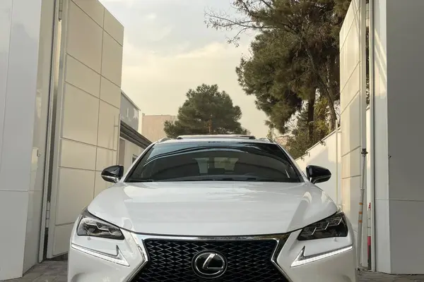 خودرو لکسوس، NX آگهی ann_21239218
