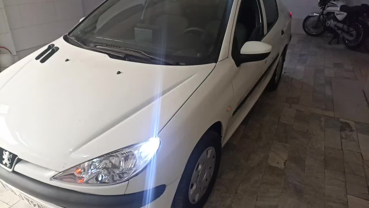 خودرو پژو، ۲۰۷ صندوق دار آگهی ann_21243617