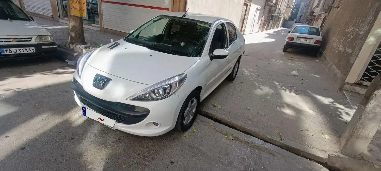 خودرو پژو، ۲۰۷ صندوق دار آگهی ann_21246367