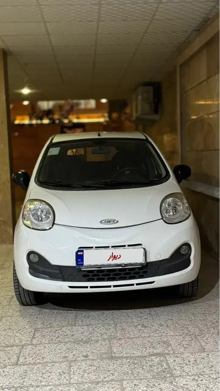 خودرو ام وی ام، 110S آگهی ann_21250103