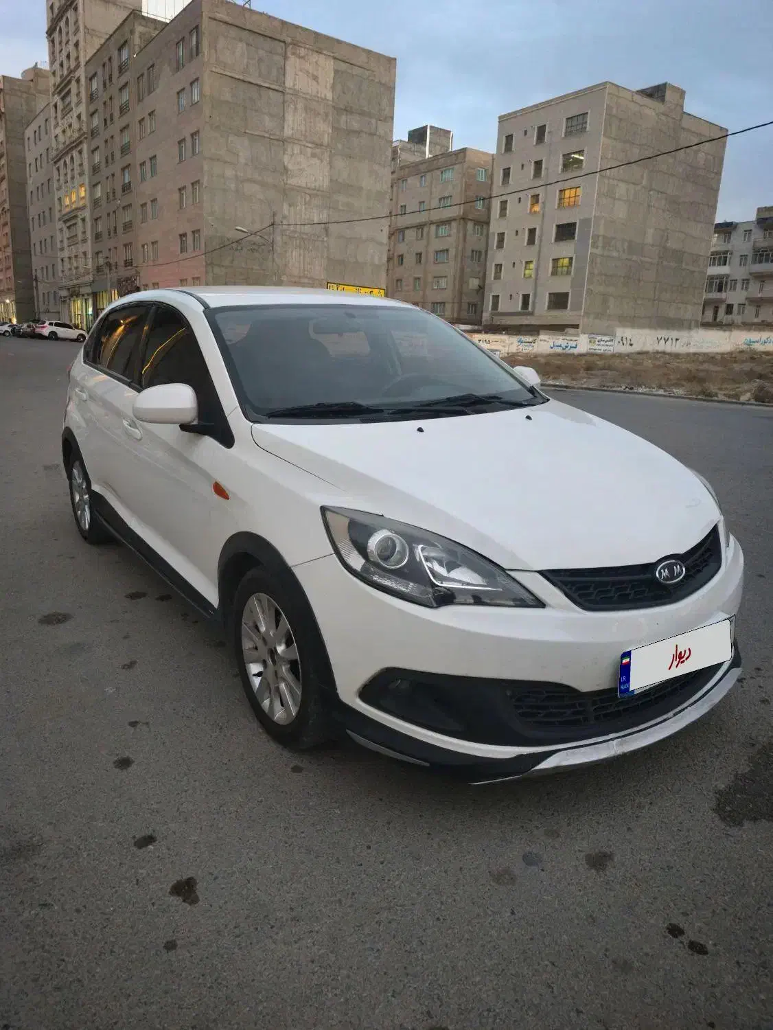 خودرو ام وی ام، 315 هاچ بک آگهی ann_21253317