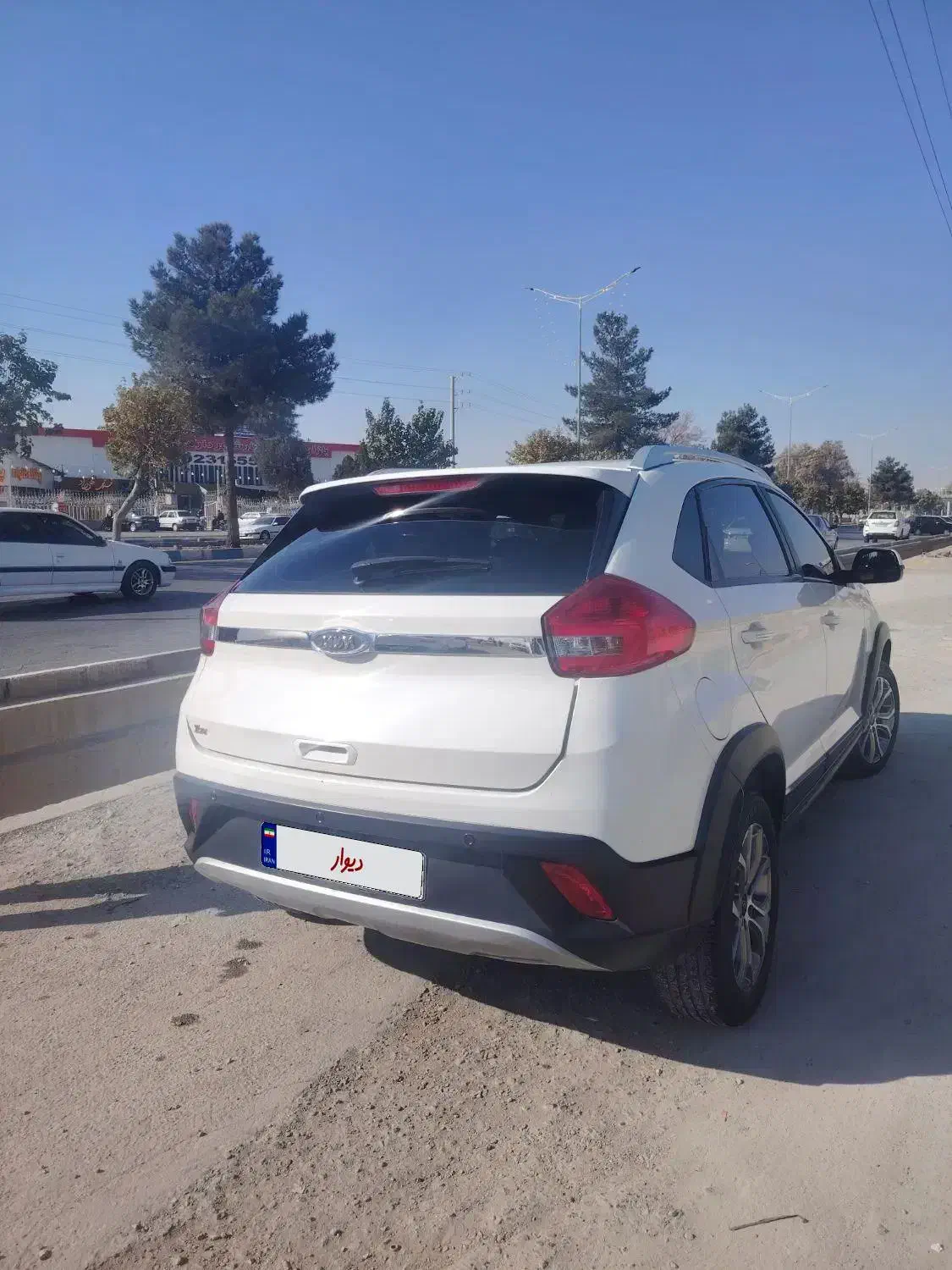 خودرو ام وی ام، X22 آگهی ann_21253642