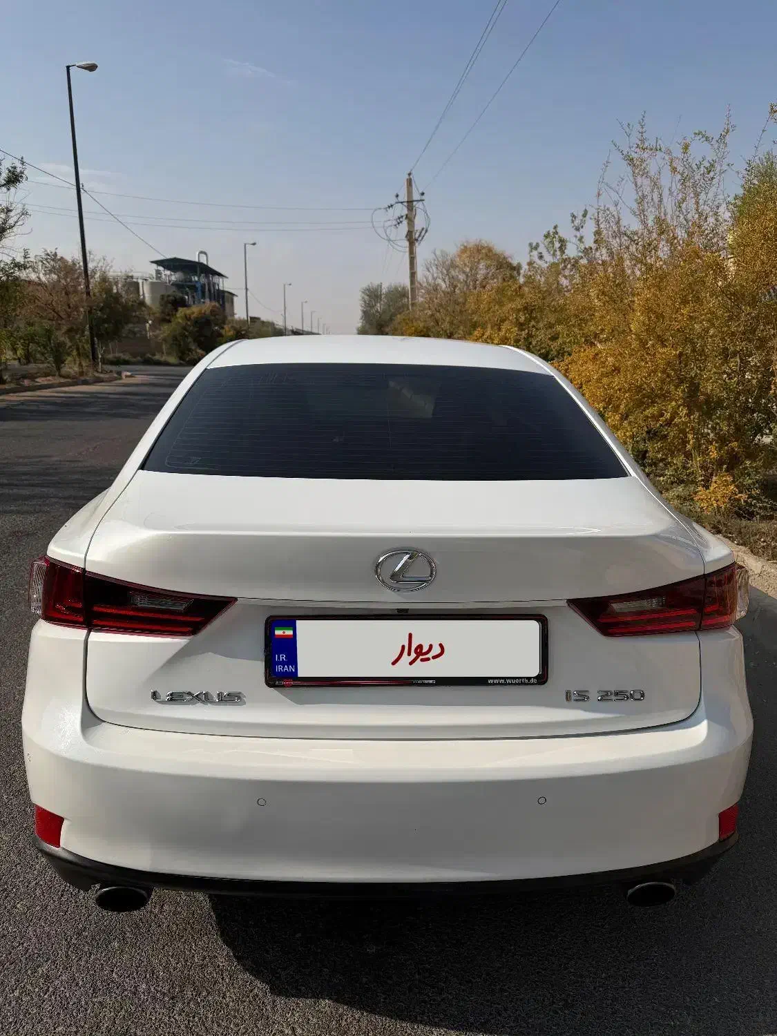 خودرو لکسوس، IS آگهی ann_21257201