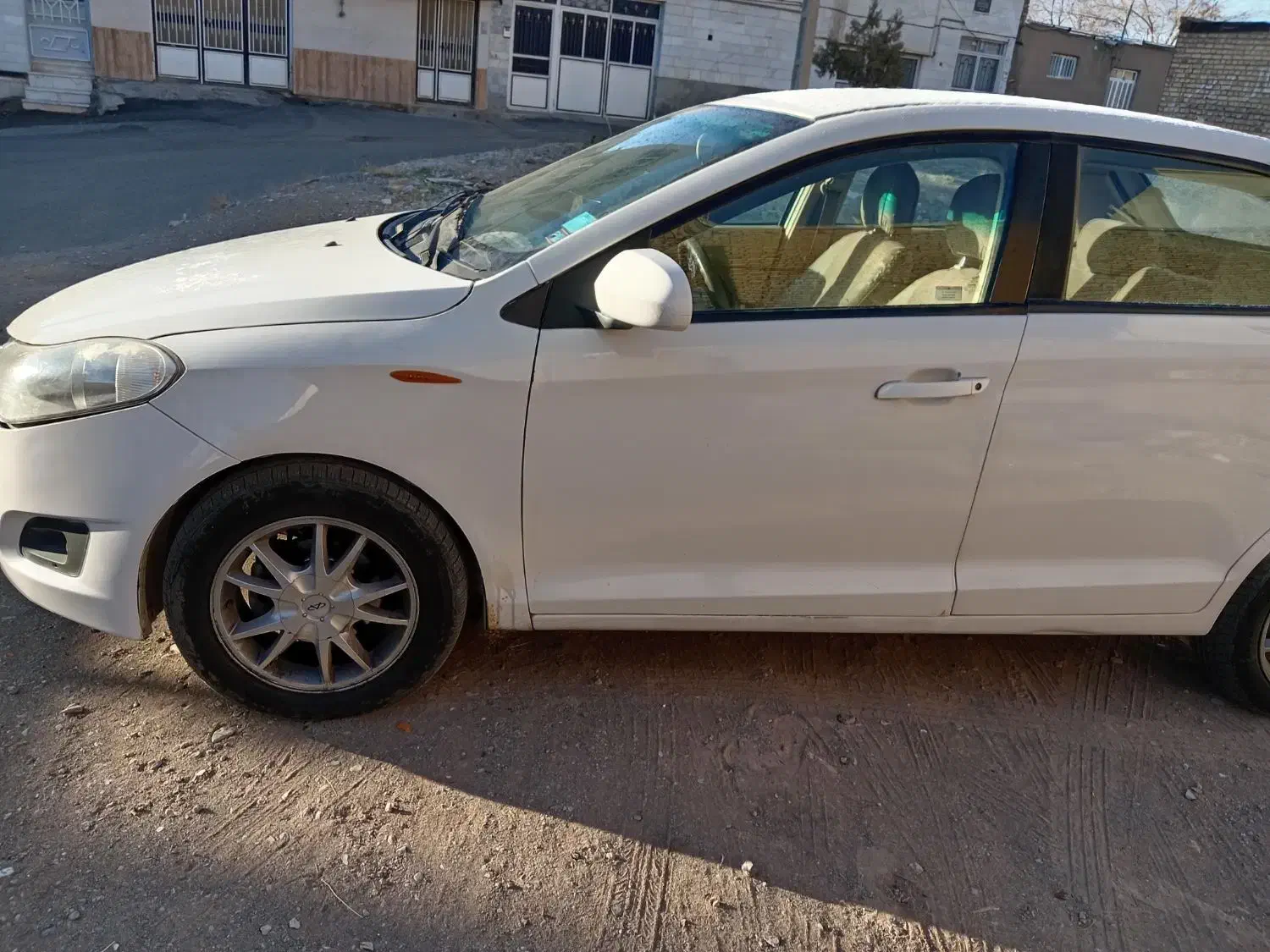 خودرو ام وی ام، 315 صندوقدار آگهی ann_21259161