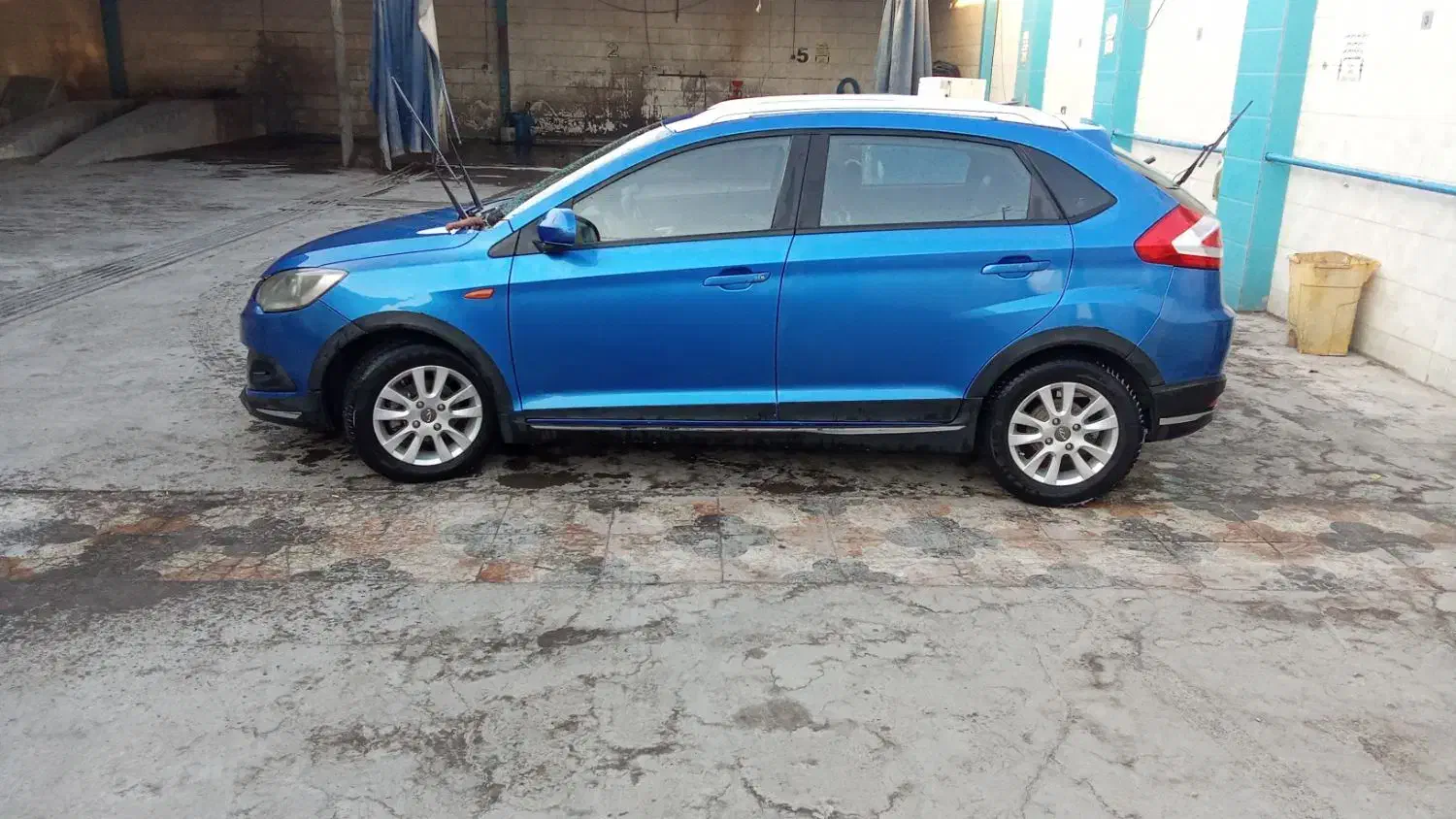 خودرو ام وی ام، 315 هاچ بک آگهی ann_21263371