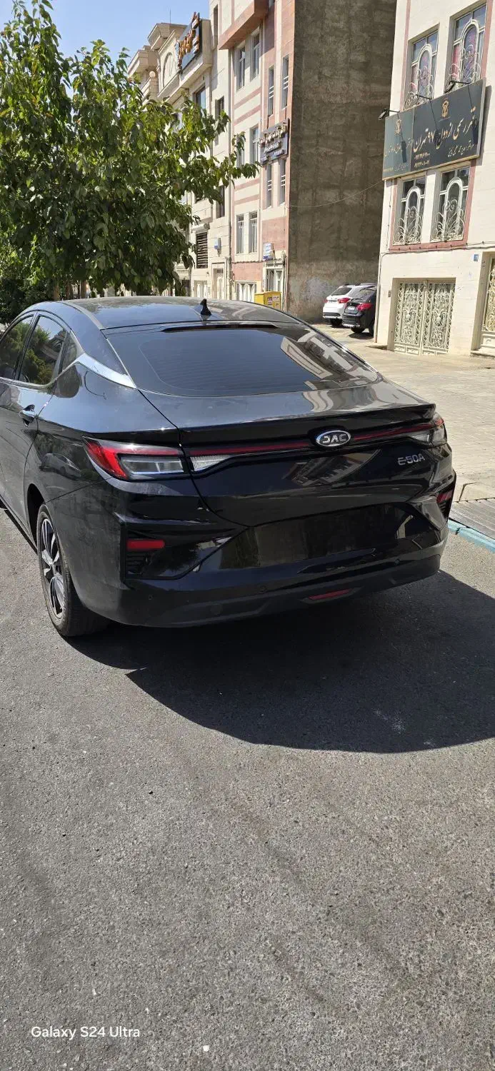 خودرو کی ام سی، EJ7 آگهی ann_21268933