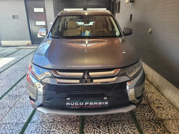 خودرو میتسوبیشی، اوتلندر آگهی ann_21274044