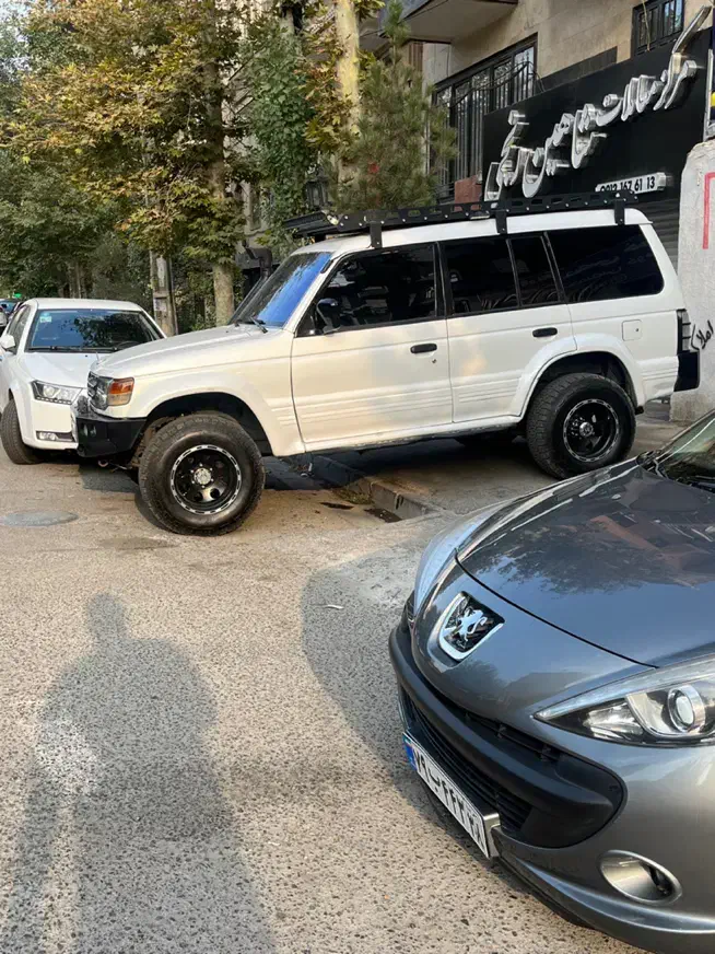 خودرو میتسوبیشی، پاجرو چهار درب آگهی ann_21276389