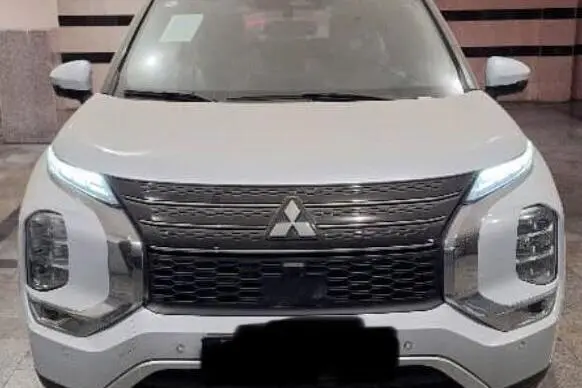 خودرو میتسوبیشی، اوتلندر آگهی ann_21277602