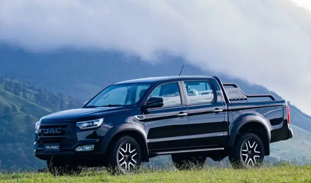 خودرو کی ام سی، T8 آگهی ann_21278212