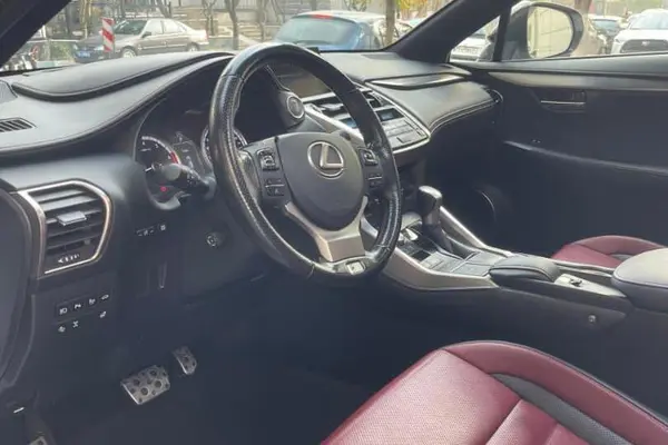 خودرو لکسوس، NX آگهی ann_21282616