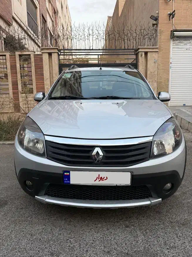 خودرو رنو، ساندرو استپ وی آگهی ann_21286428