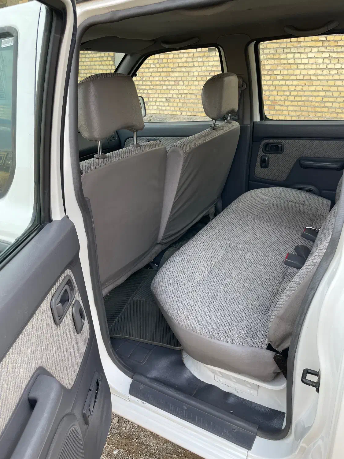 خودرو نیسان، پیکاپ دو کابین آگهی ann_21287286