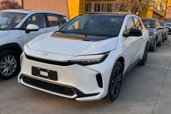 خودرو تویوتا، bZ4X آگهی ann_21287838