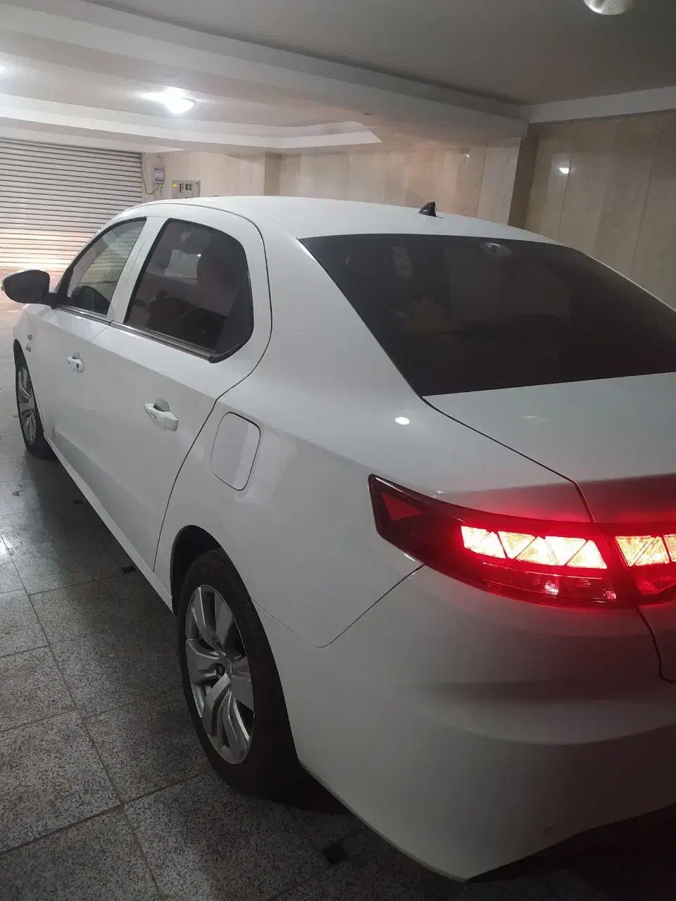 خودرو تارا، اتوماتیک آگهی ann_21288114