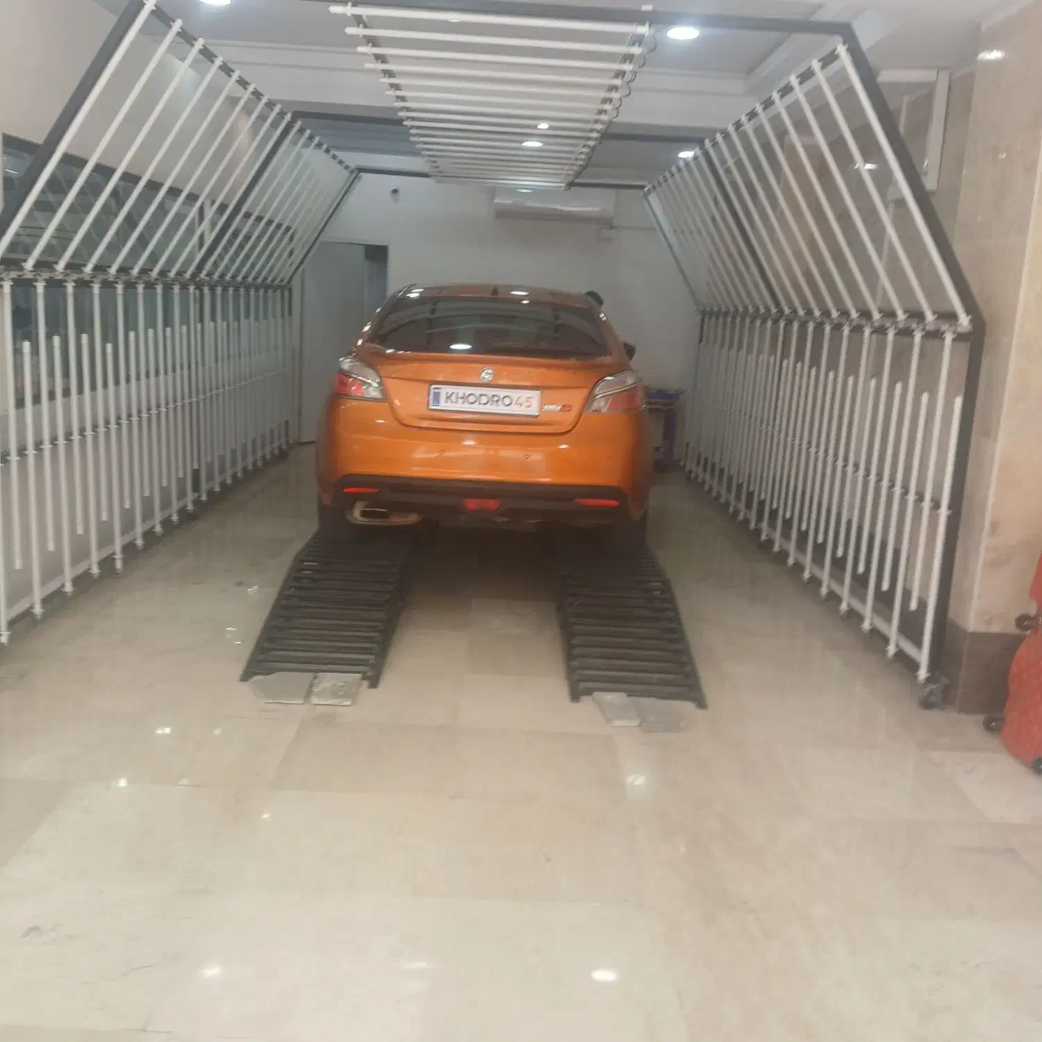 خودرو ام جی، 6 مگنت آگهی ann_21290089