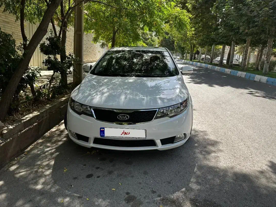 خودرو کیا، سراتو مونتاژ آگهی ann_21292324