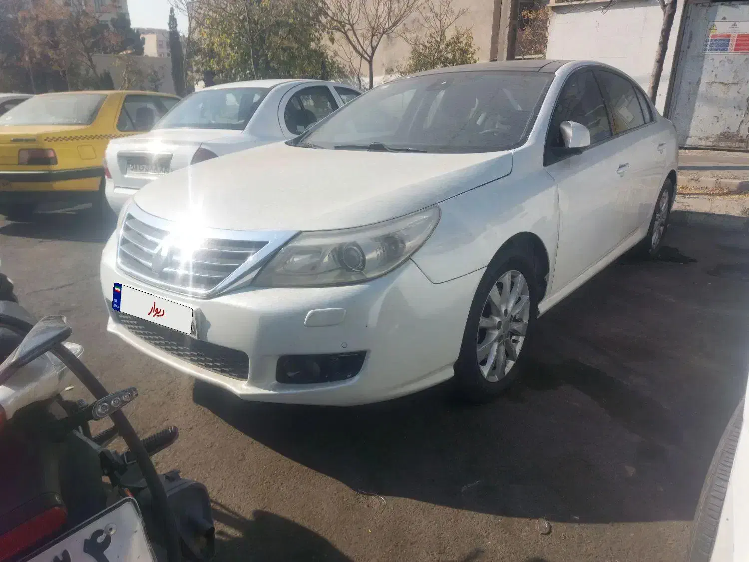 خودرو رنو، لتیتود آگهی ann_21292912