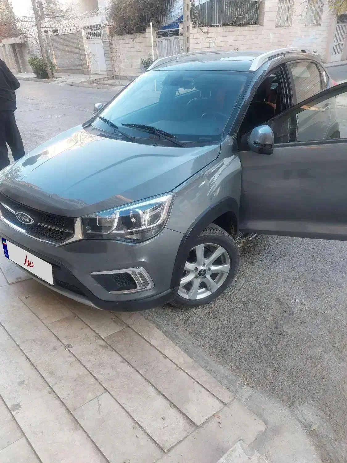 خودرو ام وی ام، X22 آگهی ann_21299157