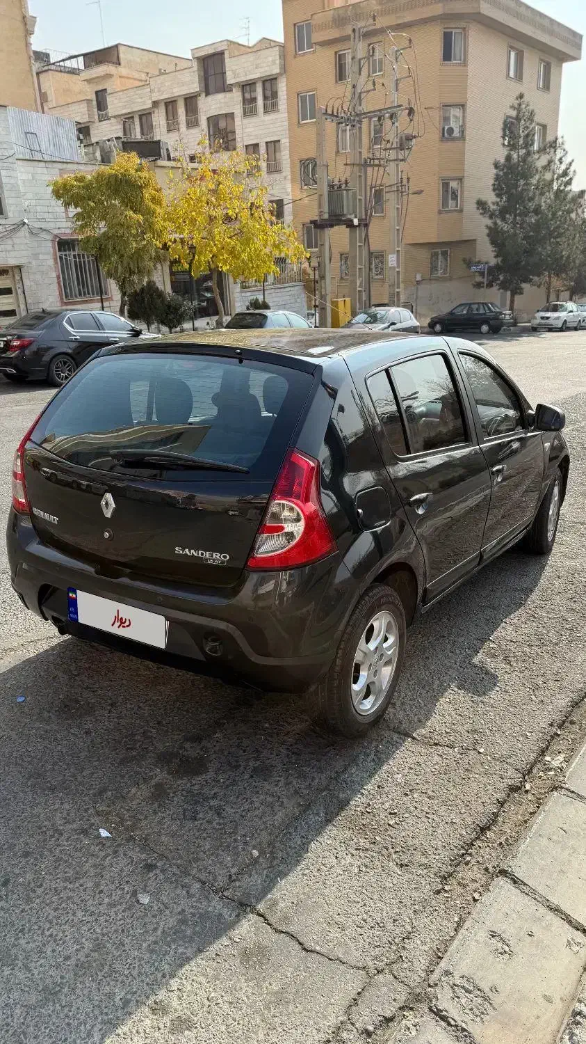 خودرو رنو، ساندرو آگهی ann_21306839