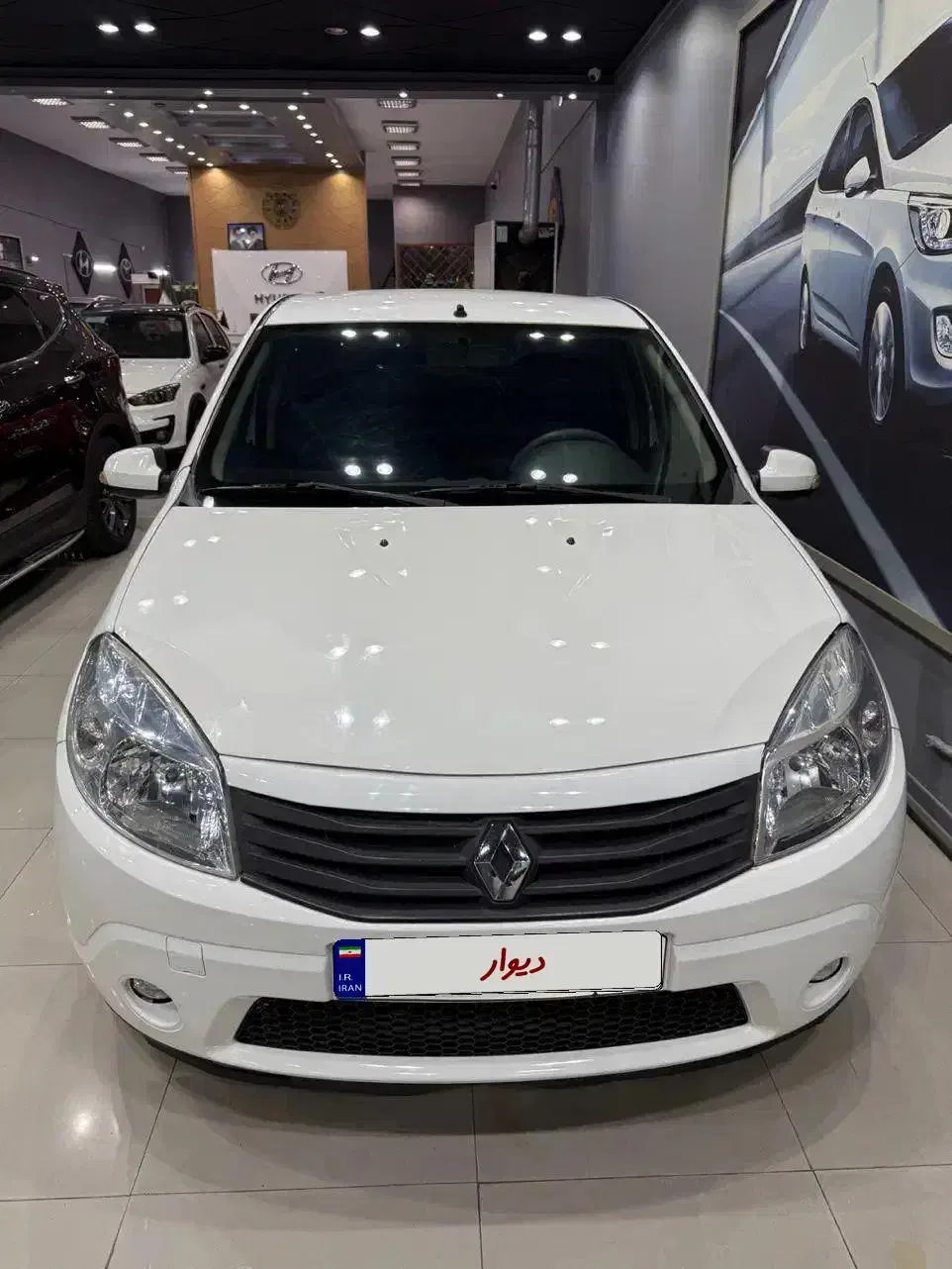 خودرو رنو، ساندرو آگهی ann_21323164