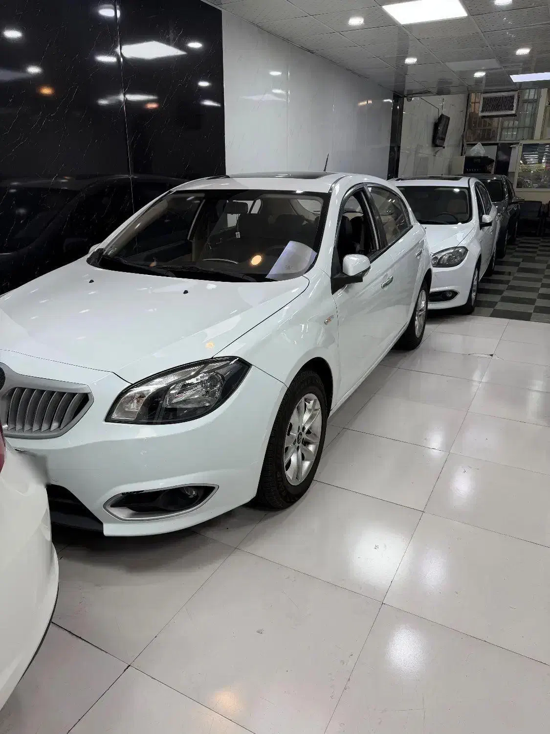 خودرو برلیانس، H320 آگهی ann_21334023