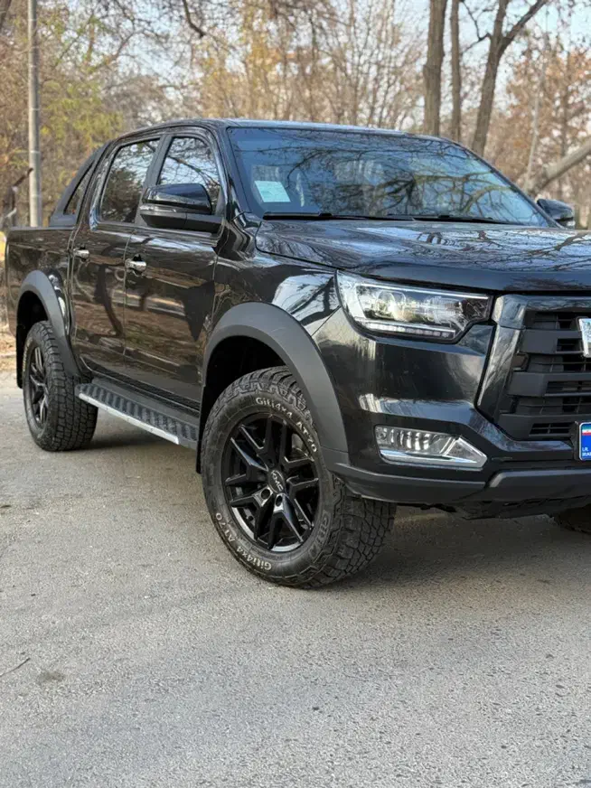 خودرو کی ام سی، T8 آگهی ann_21356562