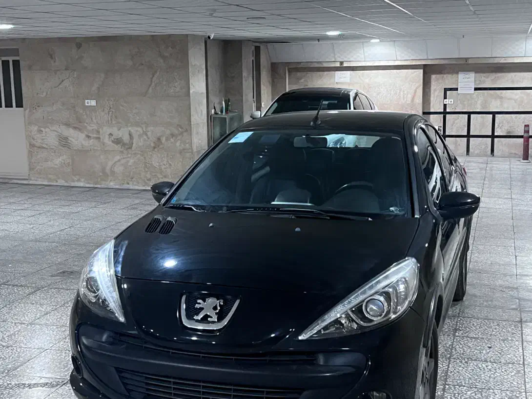 خودرو پژو، ۲۰۷ صندوق دار آگهی ann_21363654