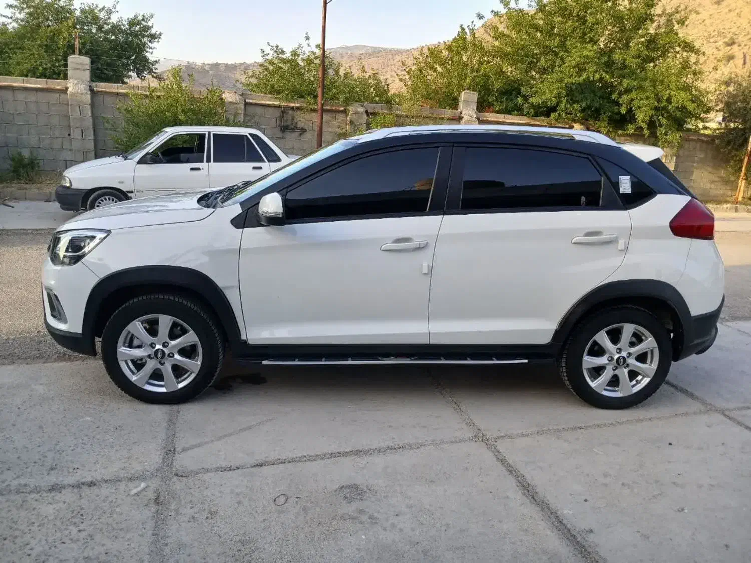 خودرو ام وی ام، X22 آگهی ann_21471388