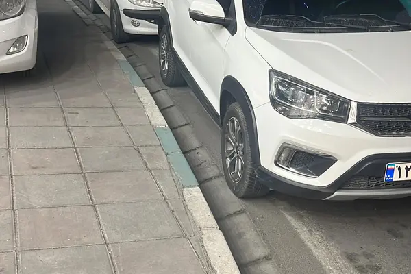 خودرو ام وی ام، X22 آگهی ann_21474400