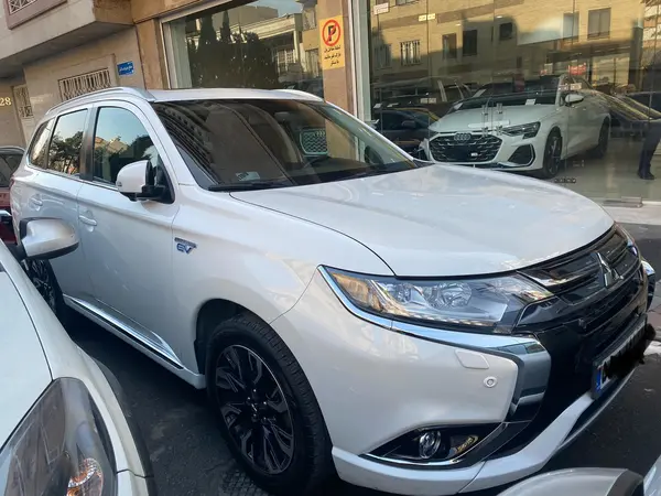 خودرو میتسوبیشی، اوتلندر PHEV آگهی ann_22171700