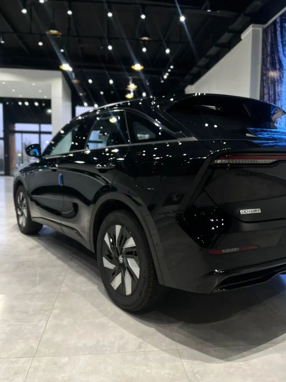 خودرو ونوسیا، وی آنلاین آگهی ann_22204545