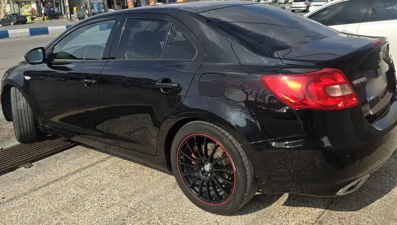 خودرو سوزوکی، کیزاشی آگهی ann_22247737