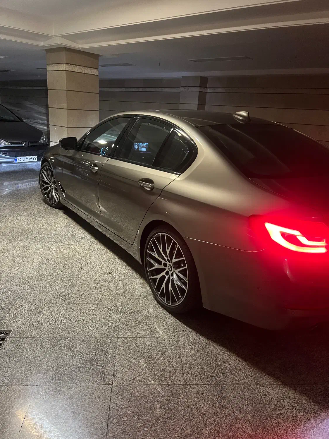 خودرو ب ام و، سری 5 آگهی ann_22249638