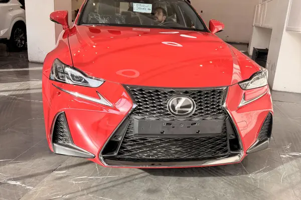 خودرو لکسوس، IS آگهی ann_22275070