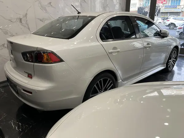 خودرو میتسوبیشی، لنسر آگهی ann_22437257