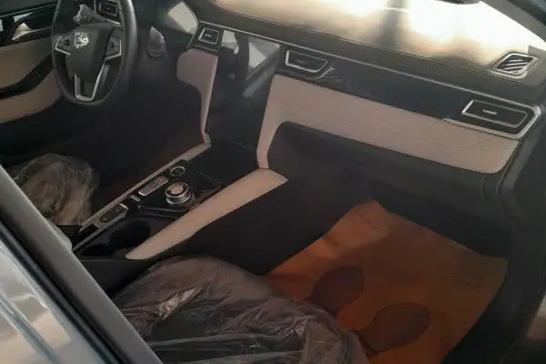 خودرو کی ام سی، EJ7 آگهی ann_22474658