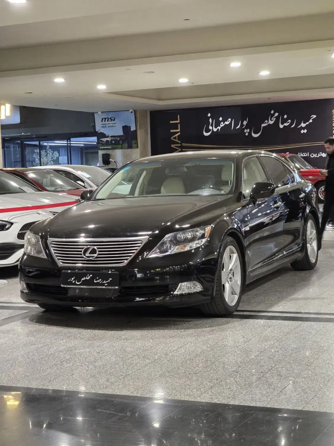 خودرو لکسوس، GS آگهی ann_22475642