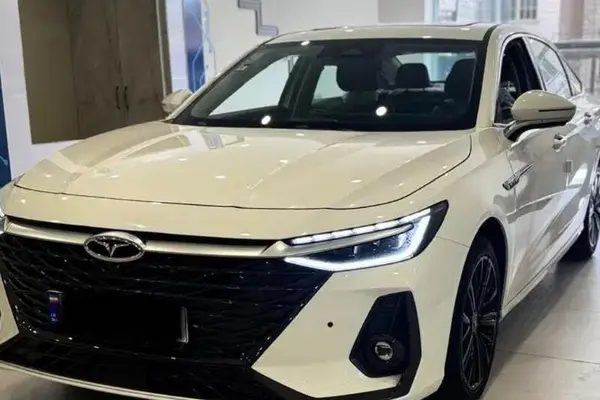 خودرو فونیکس، آریزو 8 آگهی ann_22476709