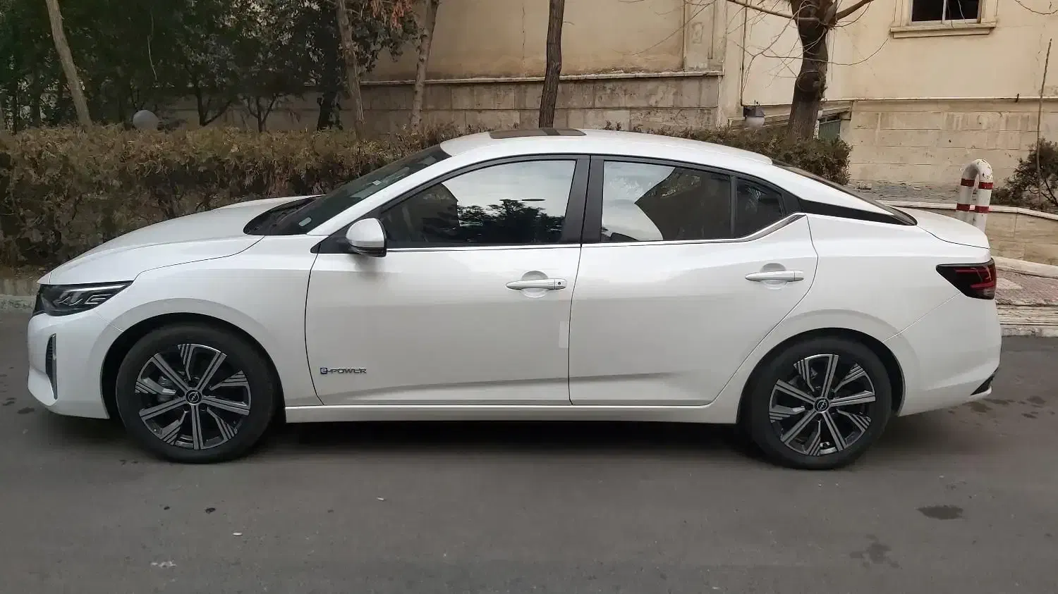 خودرو نیسان، سیلفی آگهی ann_22478961