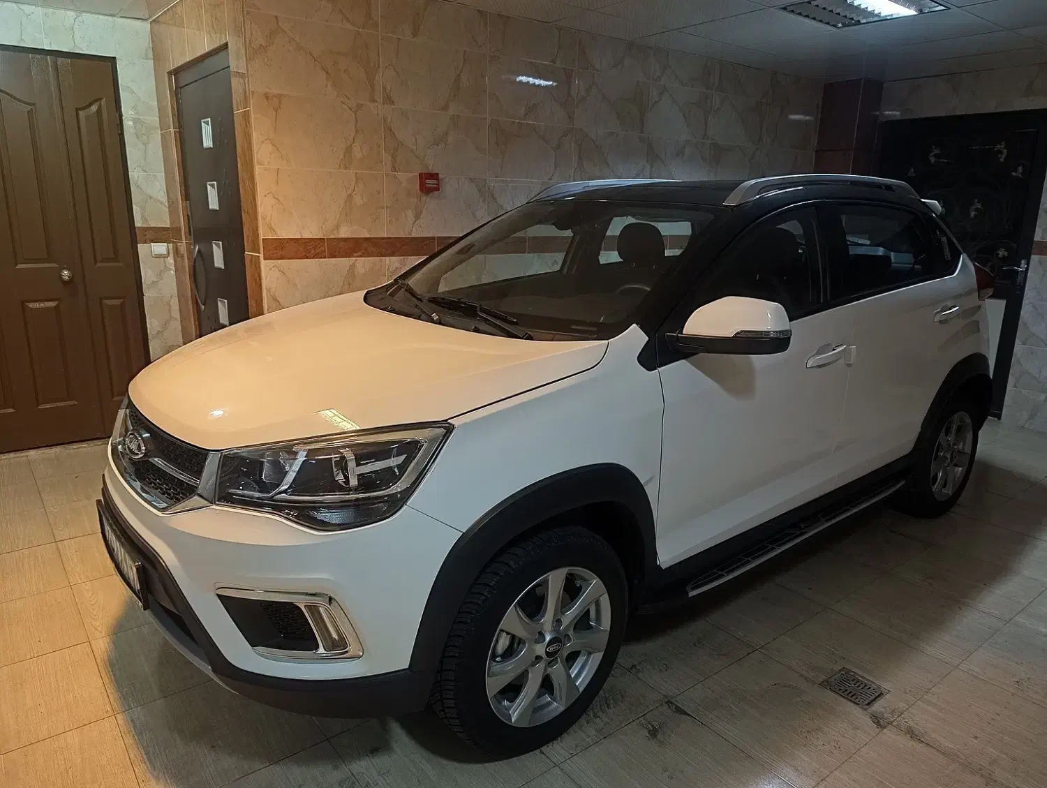 خودرو ام وی ام، X22 آگهی ann_22480407