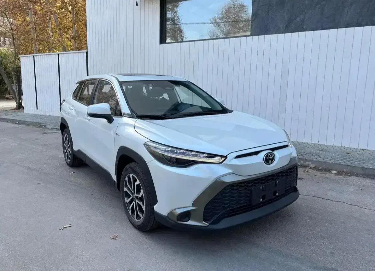 خودرو تویوتا، فرانت لندر آگهی ann_22537597