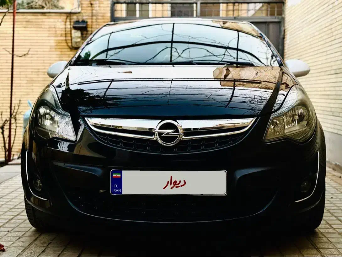 خودرو اپل، کورسا آگهی ann_22592749