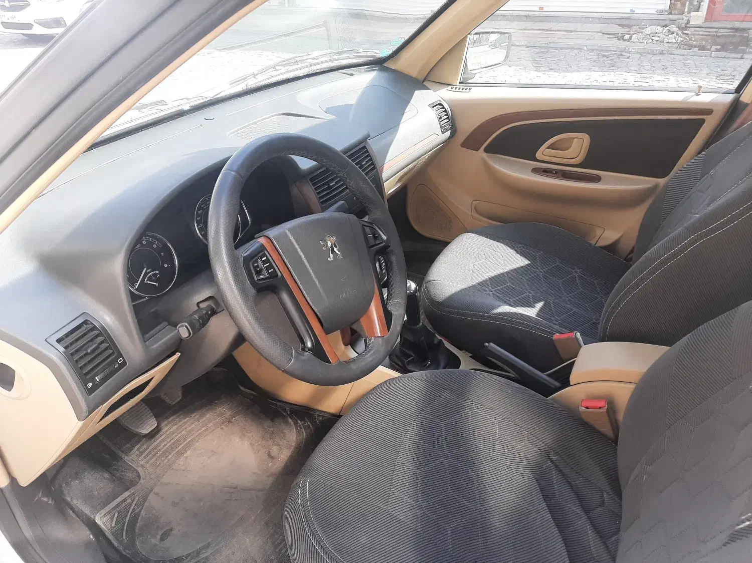 خودرو پژو، پارس آگهی ann_22736116