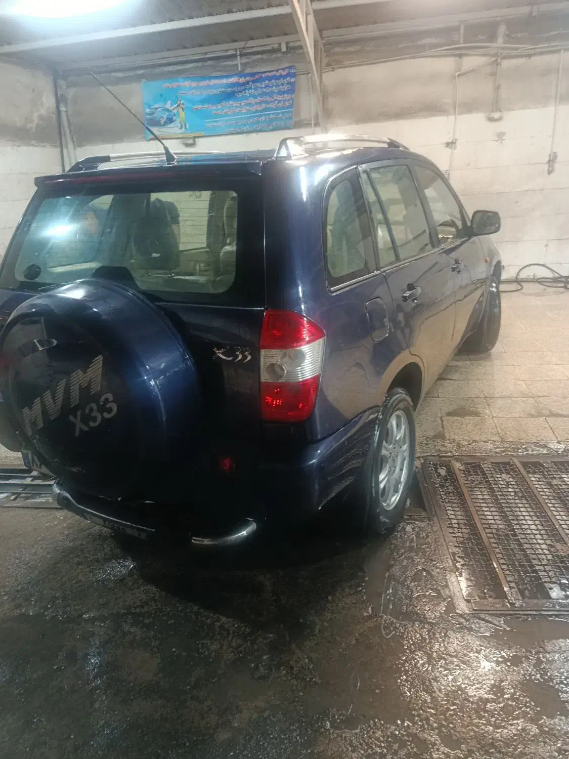 خودرو ام وی ام، X33 آگهی ann_23192454