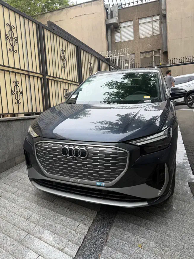 خودرو آئودی، الکتریکی Q4 آگهی ann_23231084