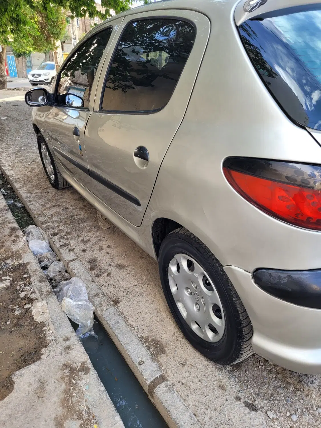 خودرو پژو، 206 آگهی ann_23322985