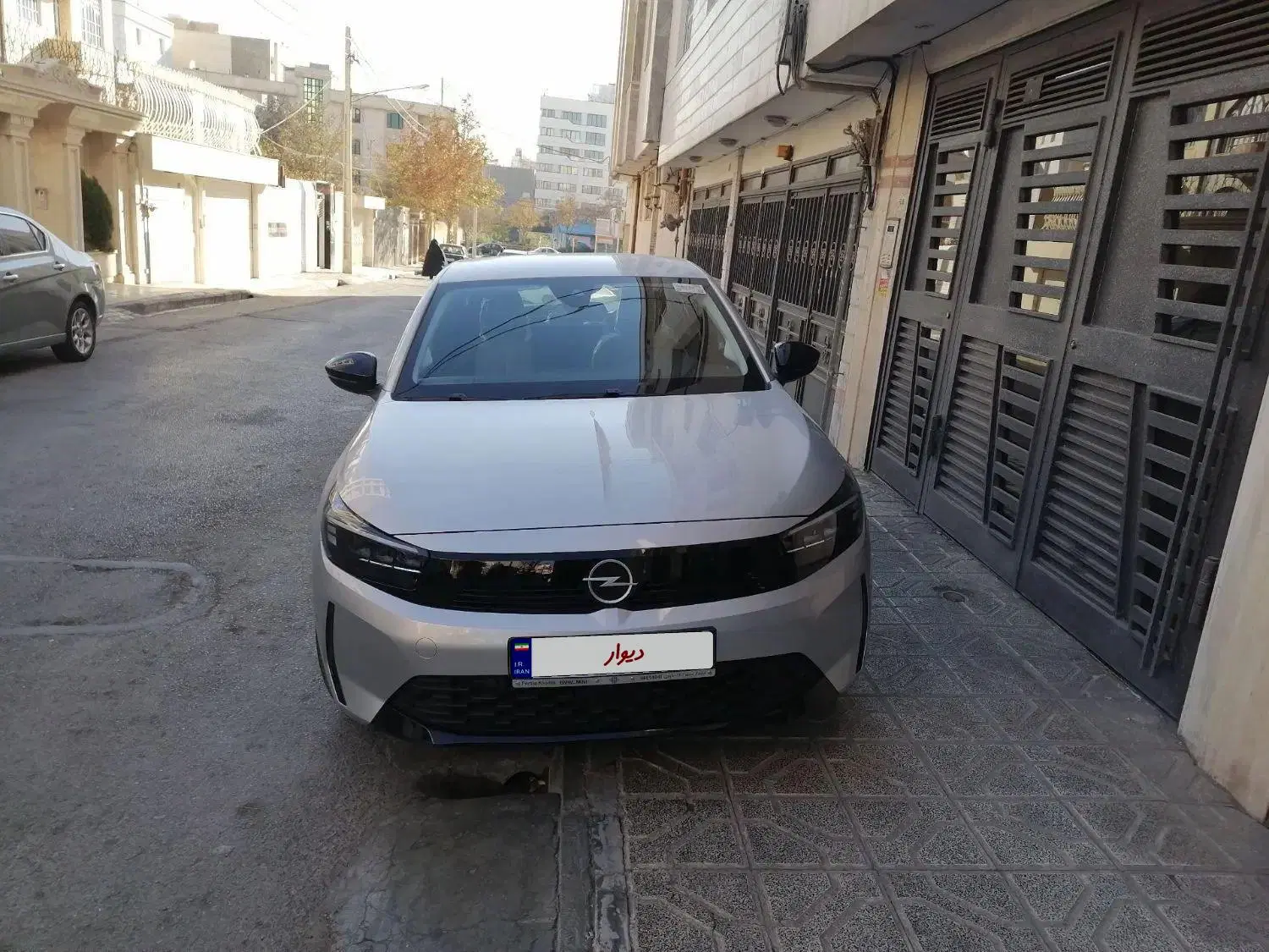 خودرو اپل، کورسا آگهی ann_23323382