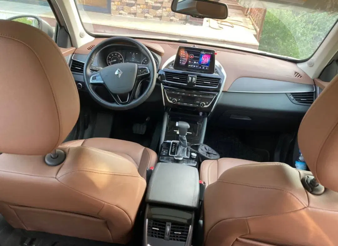 خودرو بورگوارد، BX5 آگهی ann_23352288